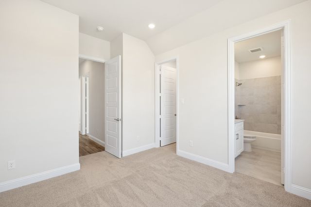 184 Mountain Laurel Drive, Waxahachie, TX 75165