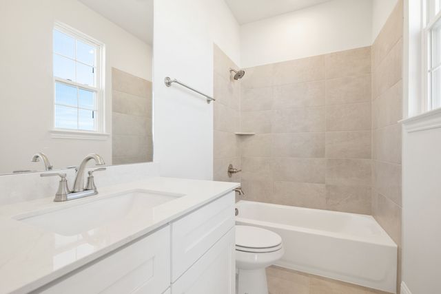 184 Mountain Laurel Drive, Waxahachie, TX 75165