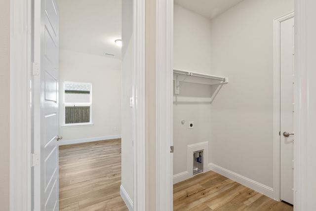 184 Mountain Laurel Drive, Waxahachie, TX 75165