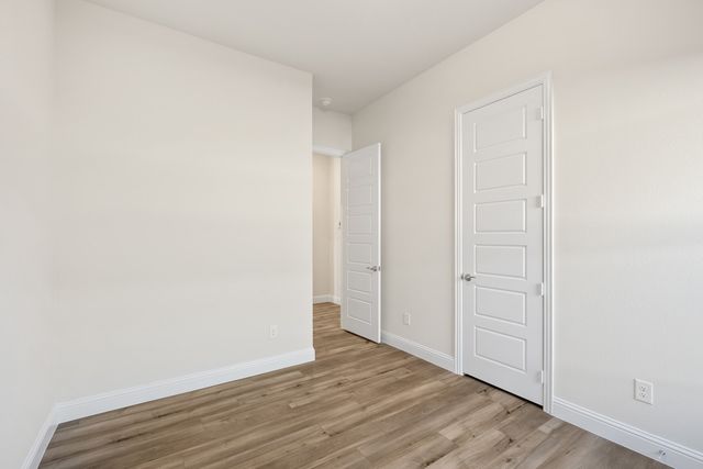 184 Mountain Laurel Drive, Waxahachie, TX 75165