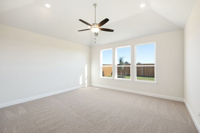 184 Mountain Laurel Drive, Waxahachie, TX 75165