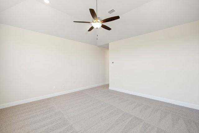 184 Mountain Laurel Drive, Waxahachie, TX 75165