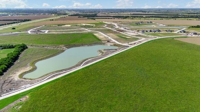 184 Mountain Laurel Drive, Waxahachie, TX 75165