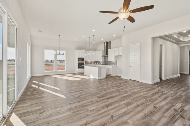 184 Mountain Laurel Drive, Waxahachie, TX 75165