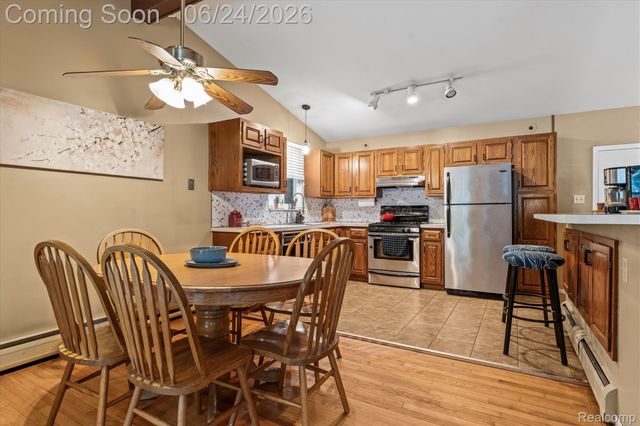 14196 Loveland Street, Livonia, MI 48154