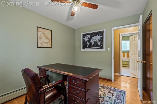 14196 Loveland Street, Livonia, MI 48154