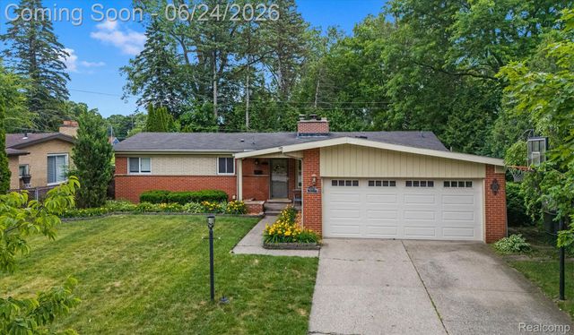 14196 Loveland Street, Livonia, MI 48154