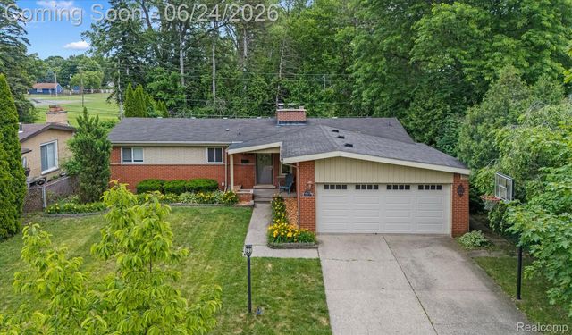 14196 Loveland Street, Livonia, MI 48154