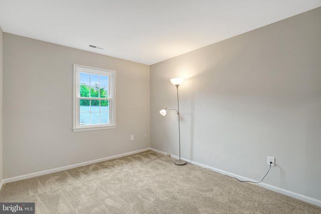6402 SEVEN OAKS CT, Falls Church, VA 22042