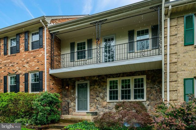 6402 SEVEN OAKS CT, Falls Church, VA 22042