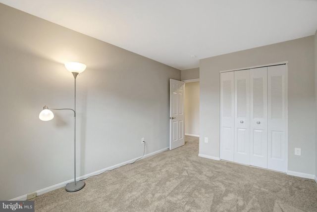 6402 SEVEN OAKS CT, Falls Church, VA 22042