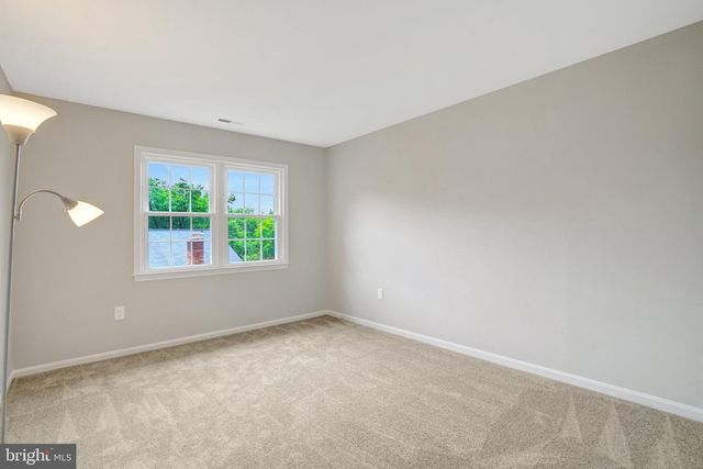 6402 SEVEN OAKS CT, Falls Church, VA 22042