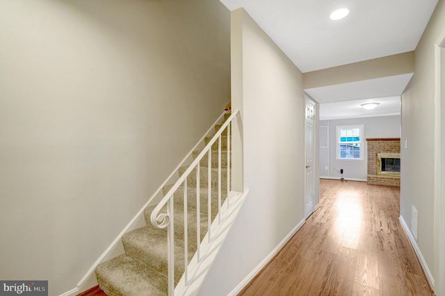 6402 SEVEN OAKS CT, Falls Church, VA 22042