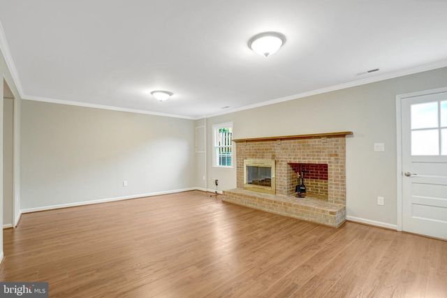 6402 SEVEN OAKS CT, Falls Church, VA 22042