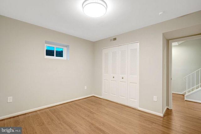 6402 SEVEN OAKS CT, Falls Church, VA 22042