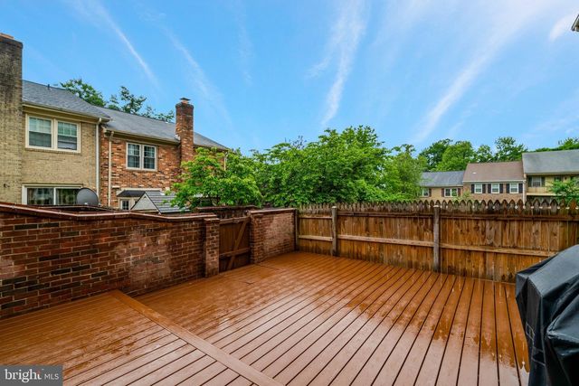 6402 SEVEN OAKS CT, Falls Church, VA 22042