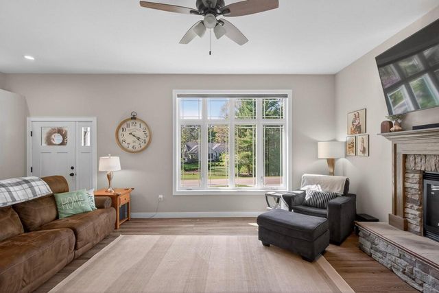 2430 CRYSTAL LANE, Wisconsin Rapids, WI 54494