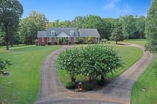 975 BRECKENRIDGE LN, Savannah, TN 38372