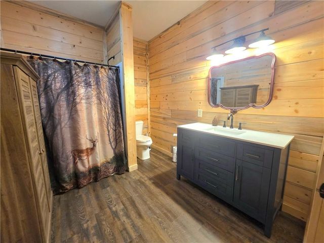 566 W US Highway 63, Hayward, WI 54843