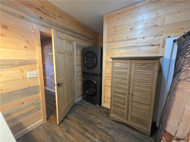 566 W US Highway 63, Hayward, WI 54843