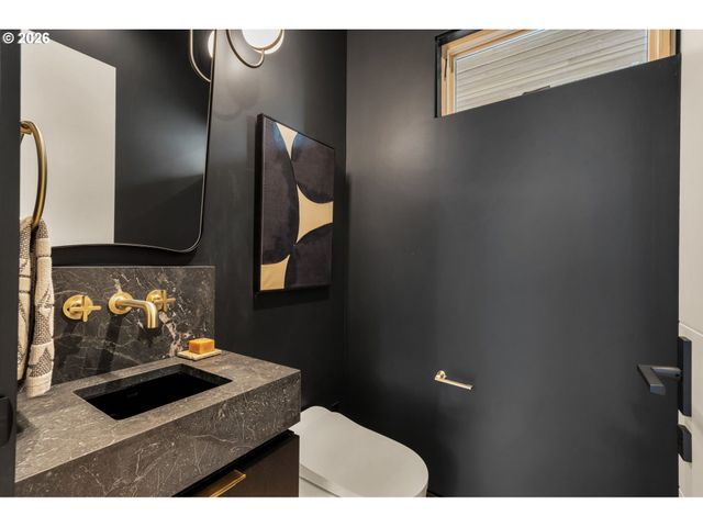 1405 Nw 158th St, Vancouver, WA 98685