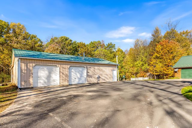 12122 Hutchinson Road, Barry Twp, MI 49050