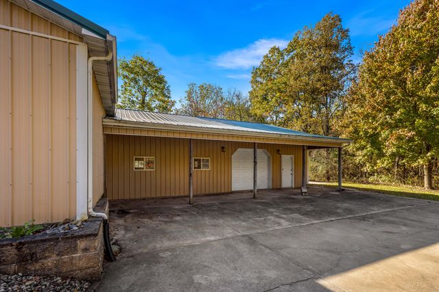 12122 Hutchinson Road, Barry Twp, MI 49050