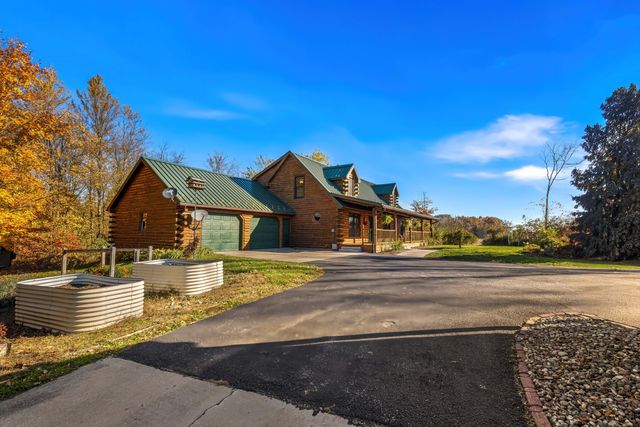 12122 Hutchinson Road, Barry Twp, MI 49050