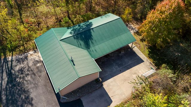 12122 Hutchinson Road, Barry Twp, MI 49050