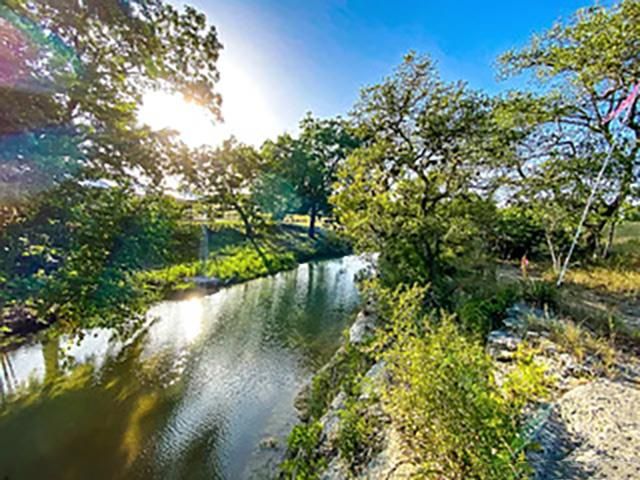 Lot 8 Majestic CRK, Blanco, TX 78606