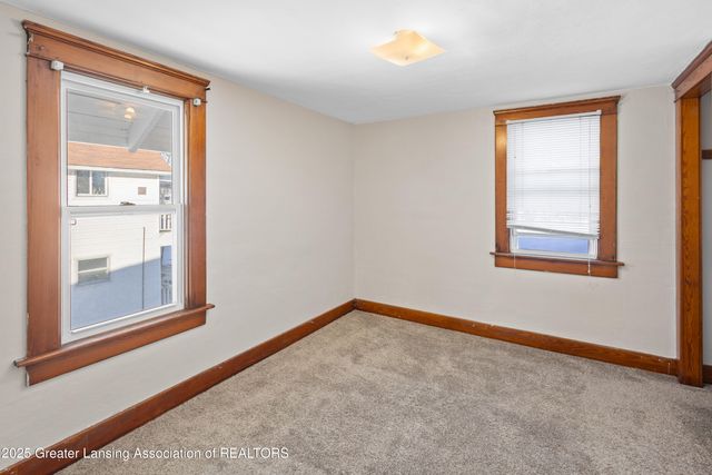 207 Allen Street, Lansing, MI 48912