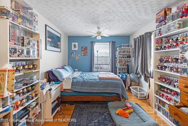 207 Allen Street, Lansing, MI 48912