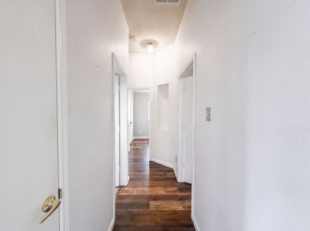 1688 Yellowstone Avenue, Lewisville, TX 75077