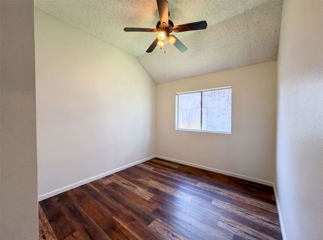 1688 Yellowstone Avenue, Lewisville, TX 75077