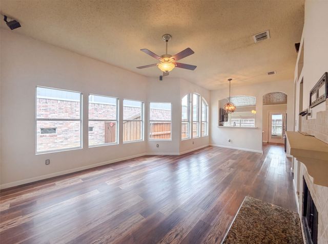 1688 Yellowstone Avenue, Lewisville, TX 75077