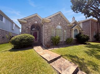 1688 Yellowstone Avenue, Lewisville, TX 75077