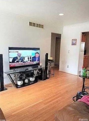 25883 Village Lane, Warren, MI 48089