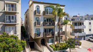 11840 Dorothy Street 302, Los Angeles, CA 90049