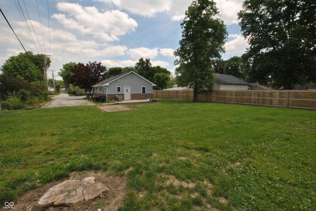 506 N Main Street, Mooresville, IN 46158
