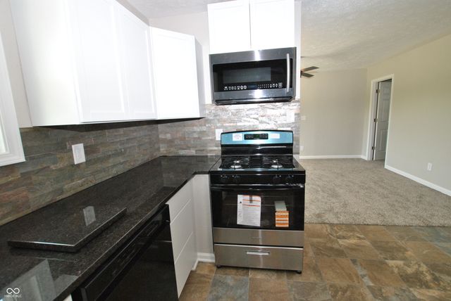 506 N Main Street, Mooresville, IN 46158