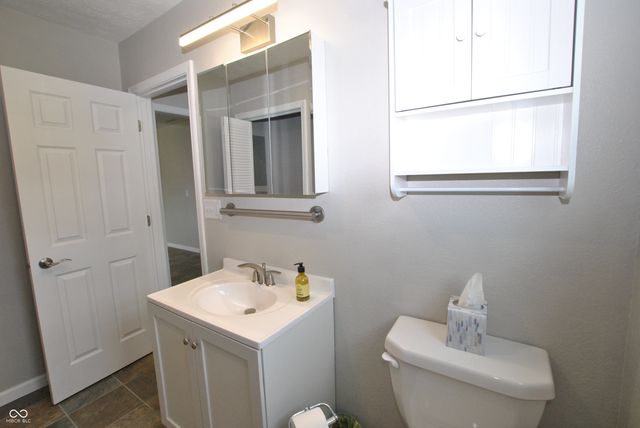 506 N Main Street, Mooresville, IN 46158