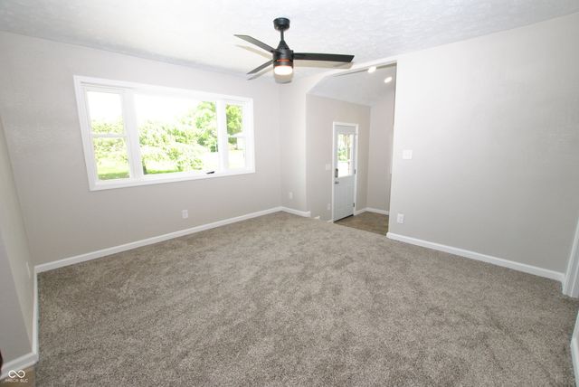 506 N Main Street, Mooresville, IN 46158
