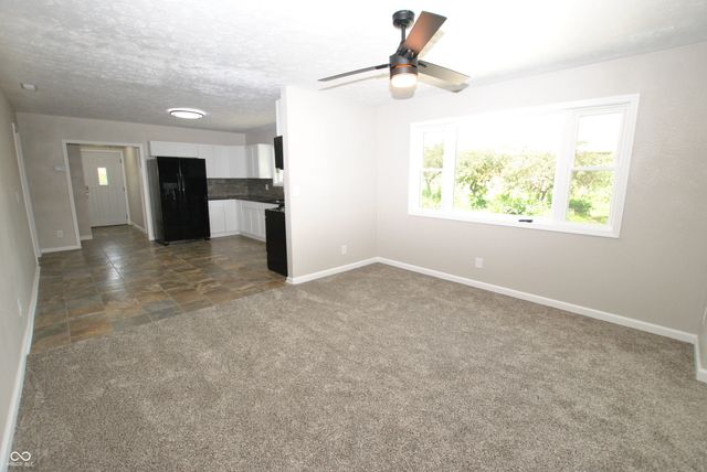 506 N Main Street, Mooresville, IN 46158