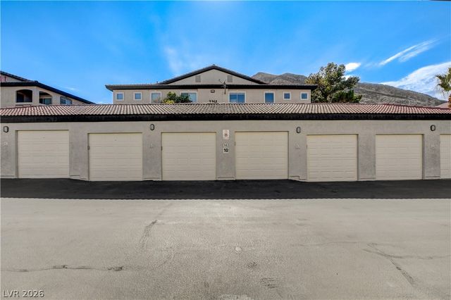 3361 Indian Shadow Street 202, Las Vegas, NV 89129