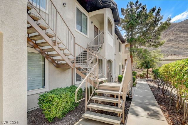 3361 Indian Shadow Street 202, Las Vegas, NV 89129
