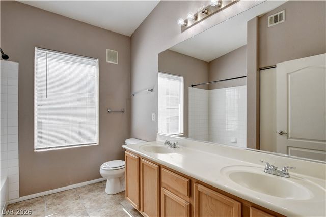 3361 Indian Shadow Street 202, Las Vegas, NV 89129