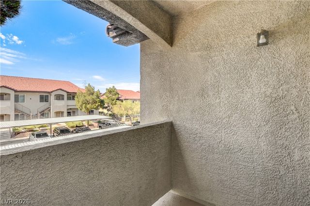3361 Indian Shadow Street 202, Las Vegas, NV 89129