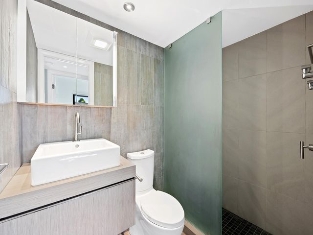 1560 S Ocean Lane 205, Fort Lauderdale, FL 33316