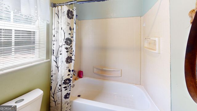 729 W Jones Avenue, Statesboro, GA 30458