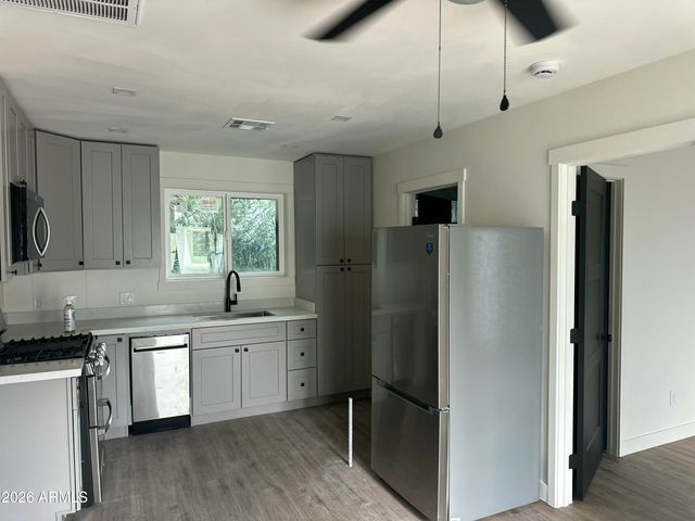 1324 E HALL Street A, Tempe, AZ 85281